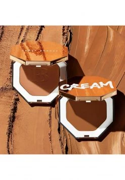 Fenty Beauty CHEEKS OUT - FREESTYLE CREAM BRONZE - Bronzer - Amber - Damen -Fenty Beauty || Guru Shop Verkäufe 2527d81db9bf467fa1a7e622583da93e