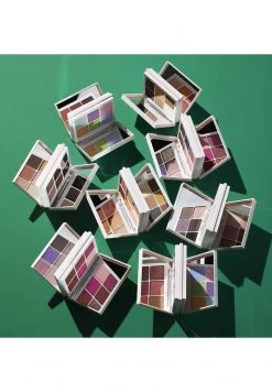 Fenty Beauty SNAP SHADOWS TRUE NEUTRALS - LIDSCHATTENPALETTE - Lidschatten - True Neutrals - Damen -Fenty Beauty || Guru Shop Verkäufe 4af0bedbe5f54d1c97cb28a8c4463665