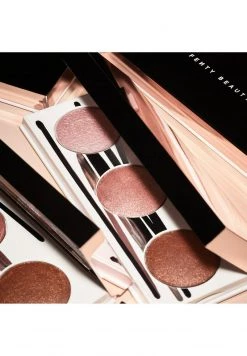 Fenty Beauty DIAMOND BOMB TRIPLE DRIP - ALL-OVER DIAMOND VEIL PALETTE - Highlighter - - - Damen 11 Fenty Beauty DIAMOND BOMB TRIPLE DRIP - ALL-OVER DIAMOND VEIL PALETTE - Highlighter - - - Damen -Fenty Beauty || Guru Shop Verkäufe 851592c22c9b4871b32e9df54441527a