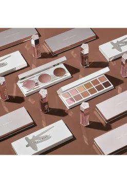 Fenty Beauty DIAMOND BOMB TRIPLE DRIP - ALL-OVER DIAMOND VEIL PALETTE - Highlighter - - - Damen 13 Fenty Beauty DIAMOND BOMB TRIPLE DRIP - ALL-OVER DIAMOND VEIL PALETTE - Highlighter - - - Damen -Fenty Beauty || Guru Shop Verkäufe a1e4da535df8440cbf0440ff1efe7cfe